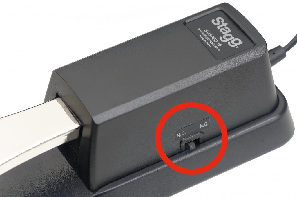Stagg SUSPED-10 universal piano style sustain pedal - Polarity Switch