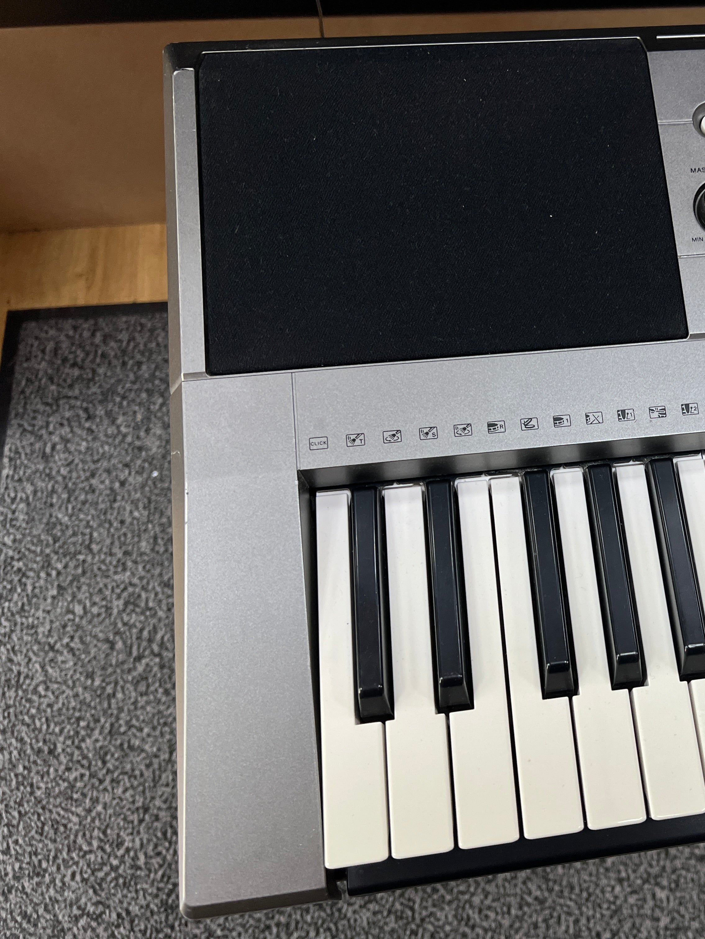USED Yamaha PSR-E353 digital touch responsive keyboard