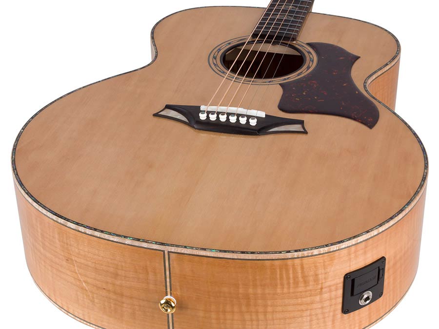 Bromo BAN7E Danali Solid Spruce Top Jumbo Electro Acoustic