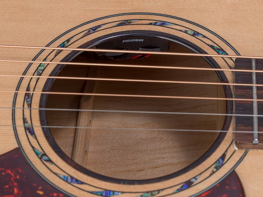 Bromo BAN7E Danali Solid Spruce Top Jumbo Electro Acoustic
