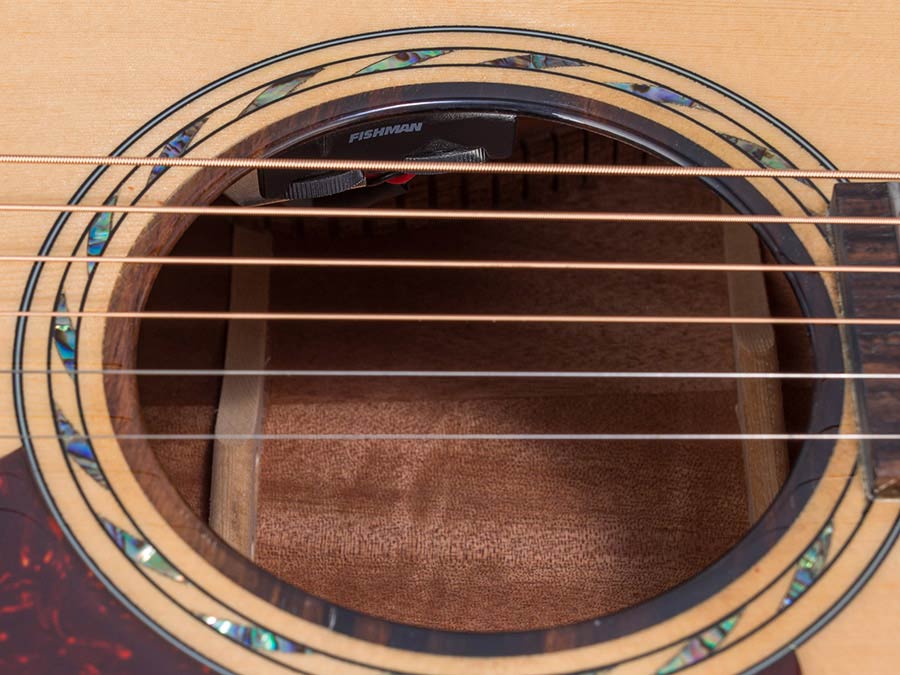 Bromo BAN2CE Grand Auditorium Cutaway Electro Acoustic Guitar