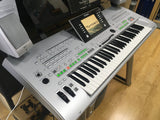 USED Yamaha Tyros 3 including stand and speaker system