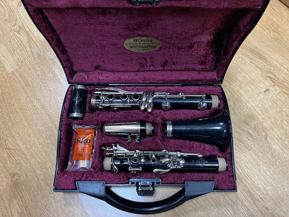 USED Buffet B12 Bb clarinet outfit