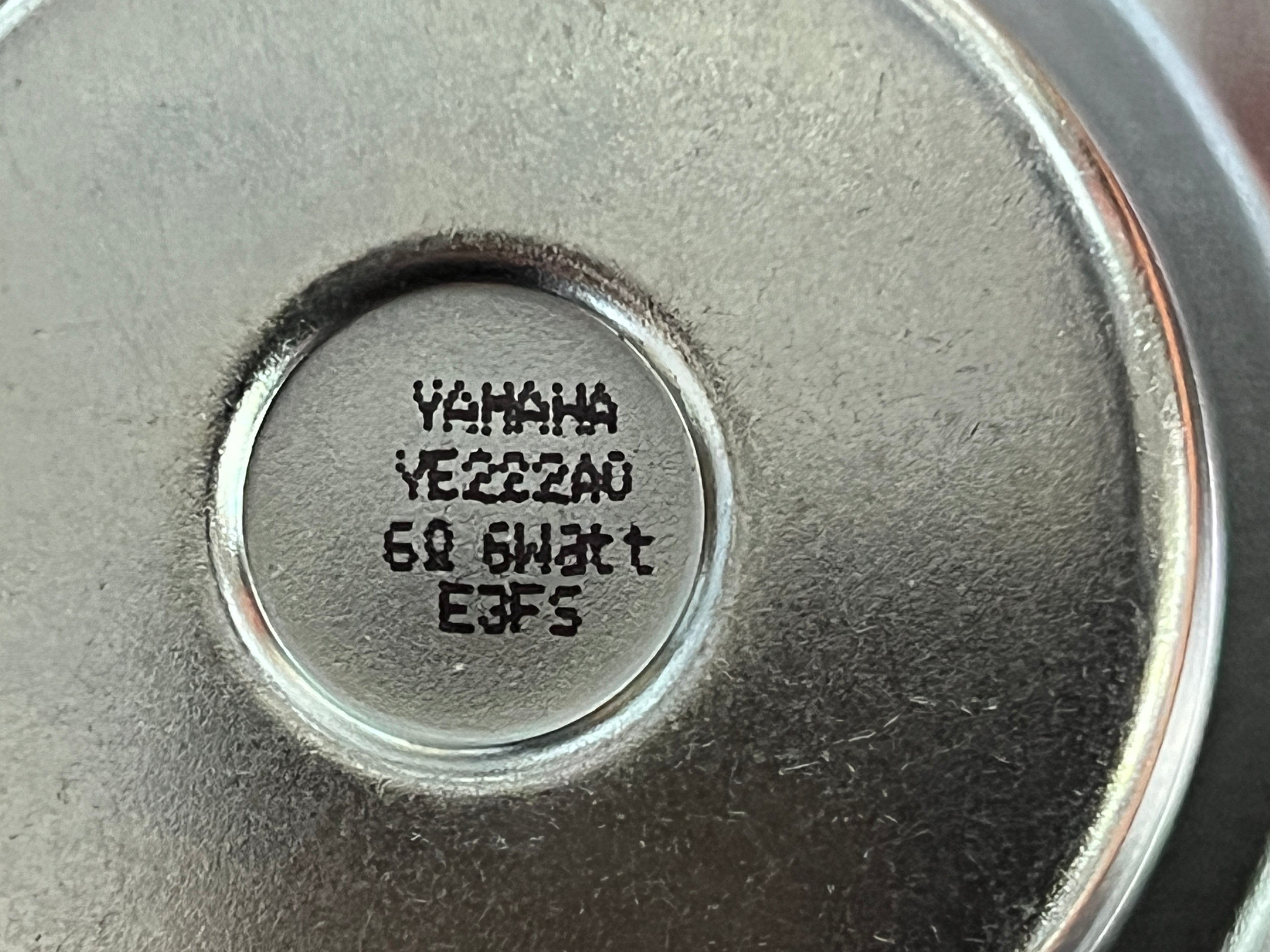 YE222A01 - 12cm 6w 6 ohm speaker for Yamaha P125B
