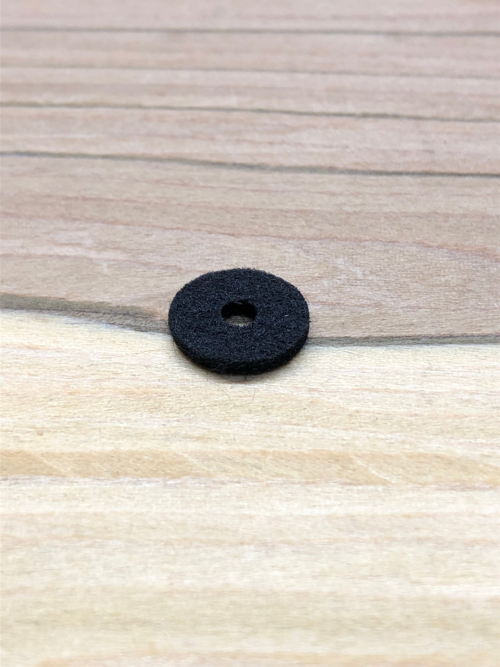 Single Strap Button / End Pin Felt  - Black