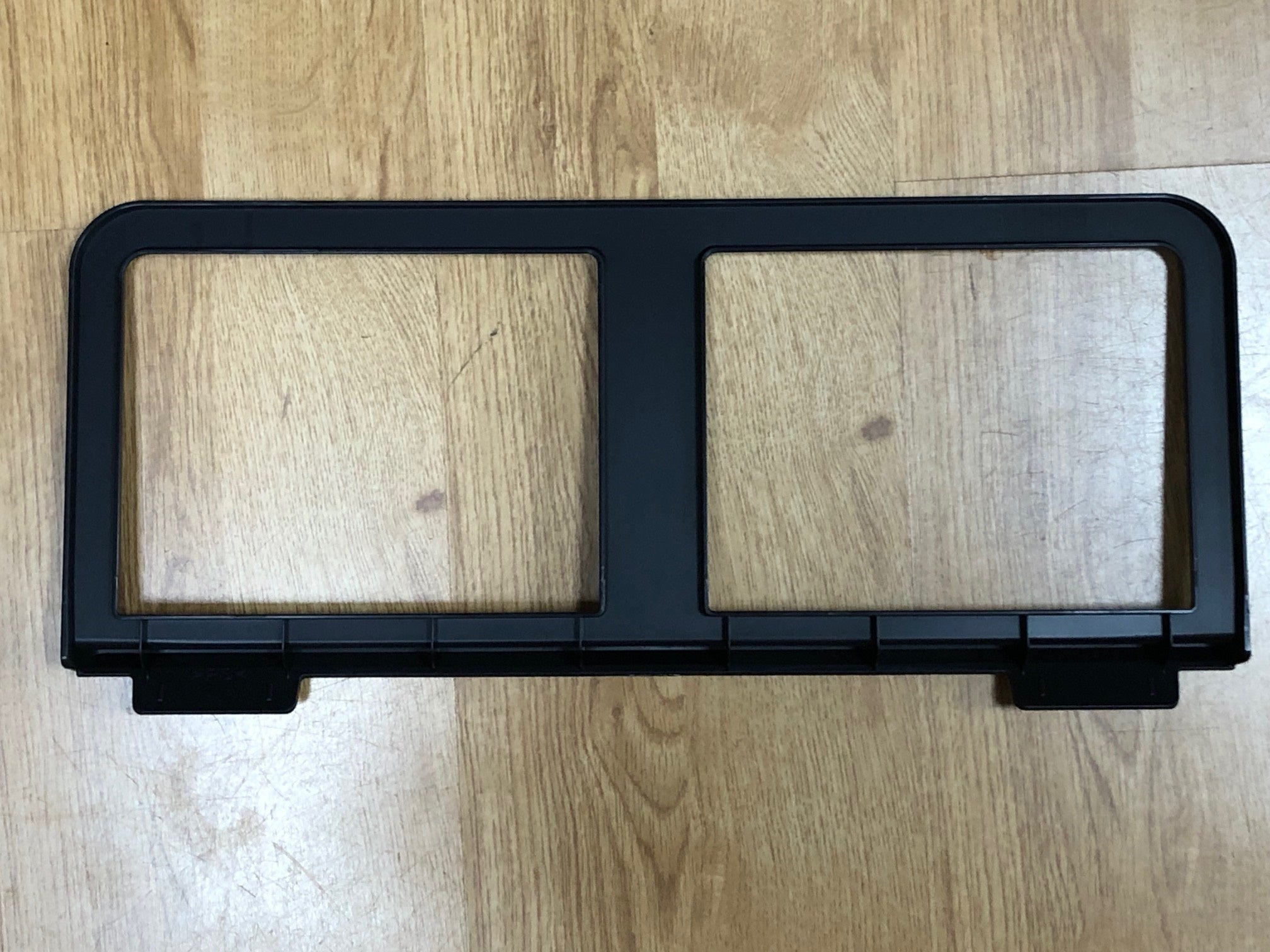 Yamaha VEJ24700 PSR-F52 Music Rest - Black