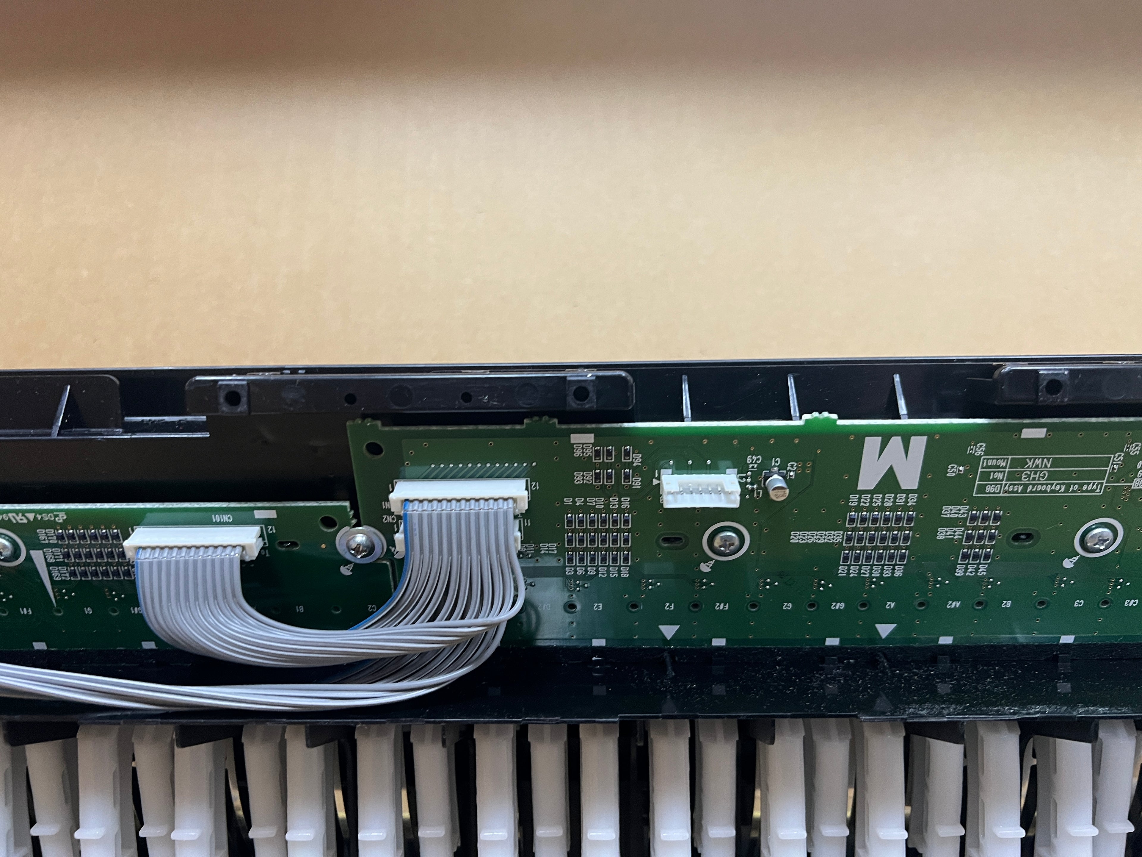 WV830100 Natural Wood Action GKS keyboard assembly