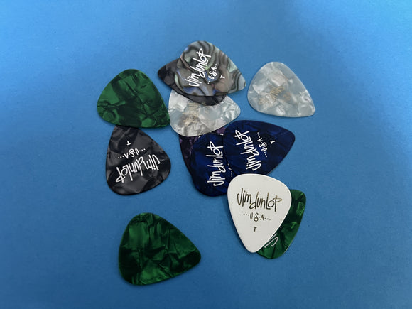 Jim Dunlop USA Thin Celluloid Plectra - Pack 12 Mixed Colours