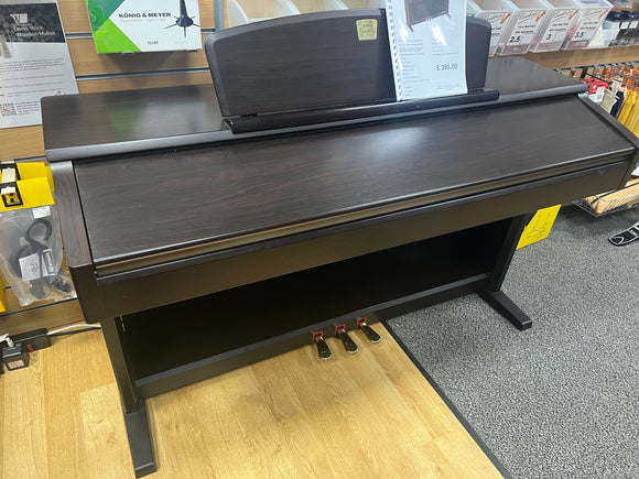 USED Yamaha CLP130 Digital Piano