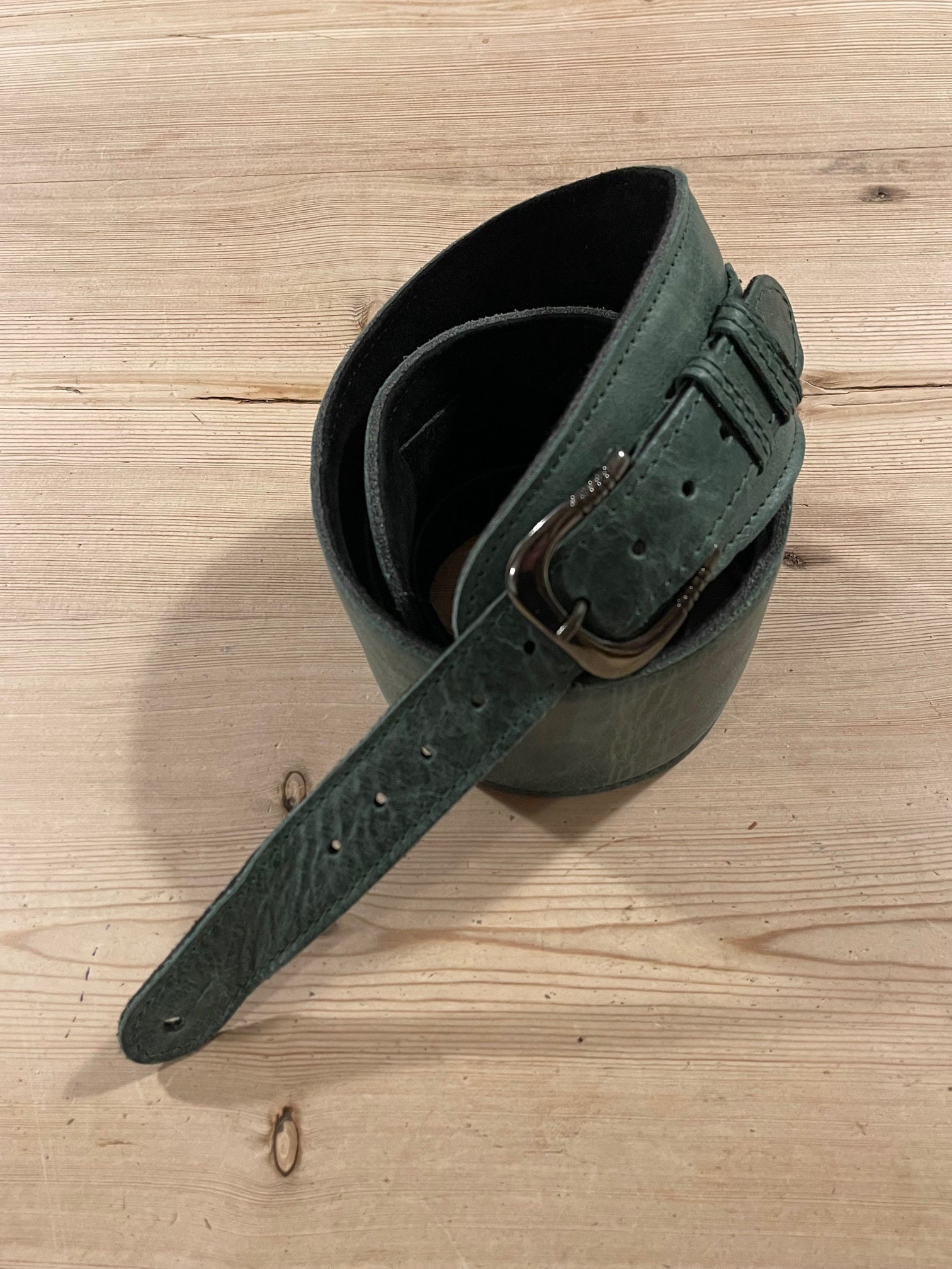 LG Standard F.A.B Softy Green Leather Guitar Strap - 50% OF £39 RRP