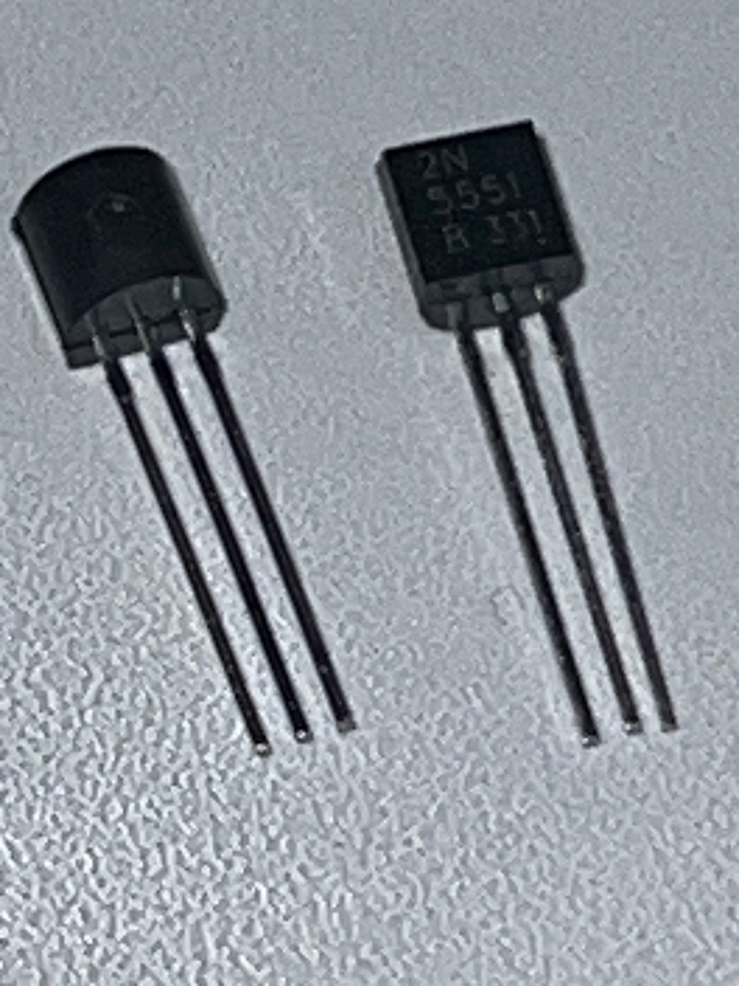 2N5551 TO92 NPN general purpose amplifier - Pack 2   [3]