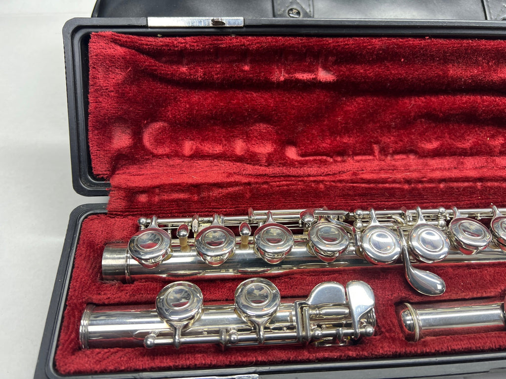 USED Yamaha YFL-211S silver plated flute outfit made in Japan