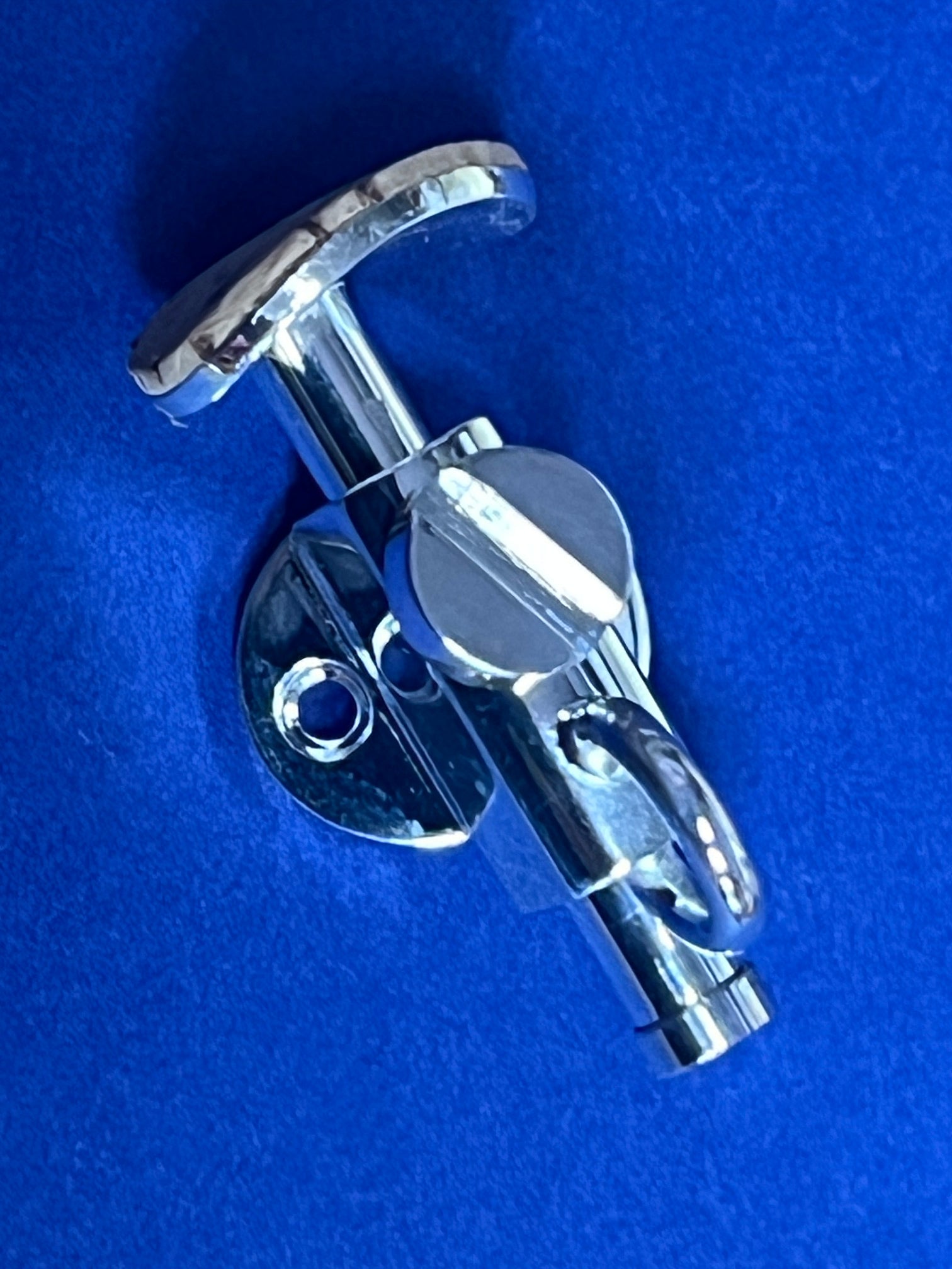 ZZ268200  Yamaha adjustable clarinet thumbrest assembly