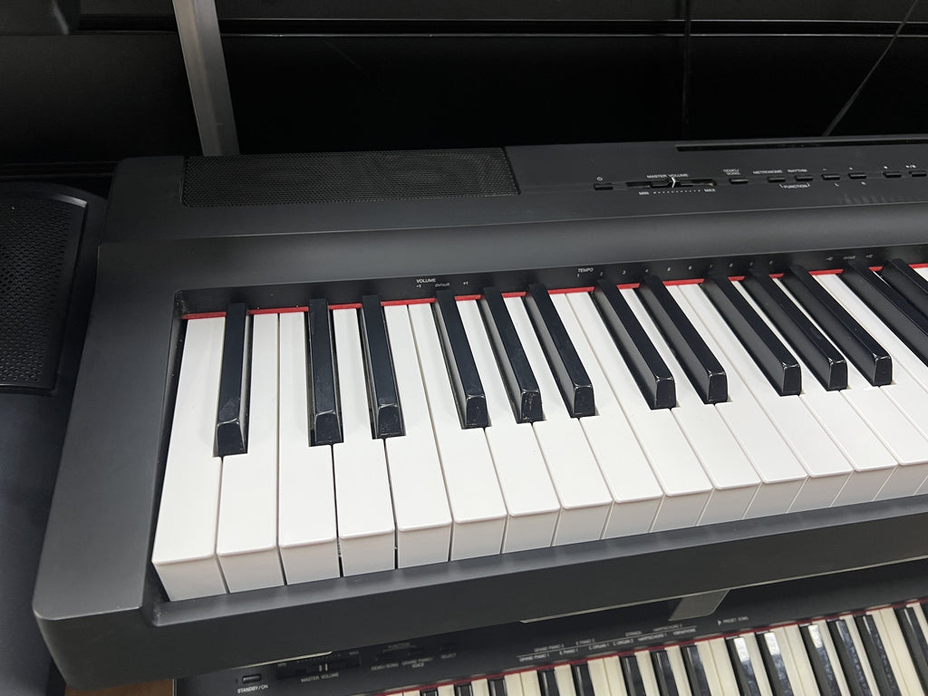 USED Yamaha P125B digital piano