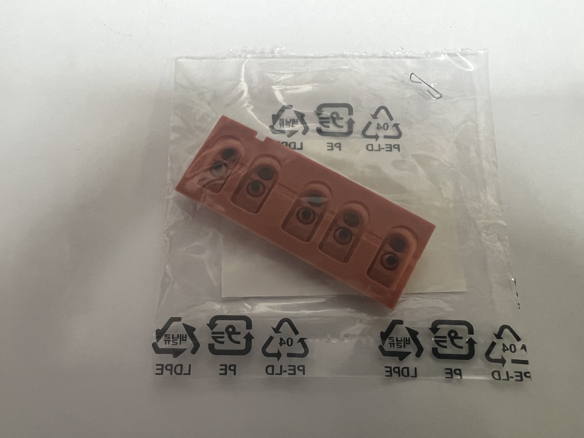 VY84680R  VY846801 Rubber contact  contact P series / CLP [18]