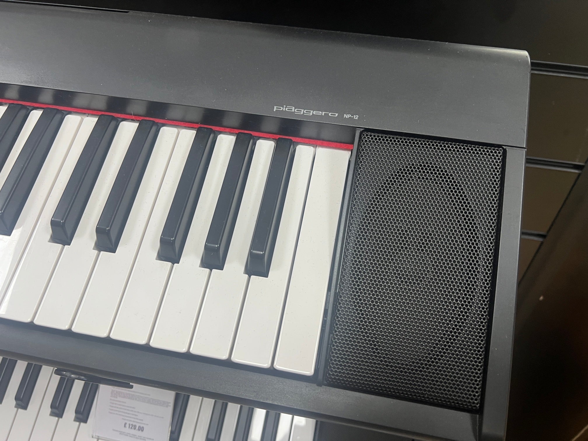 USED Yamaha Piaggero NP-12 NP12 Touch Sensitive Piano Keyboard - 61 Keys
