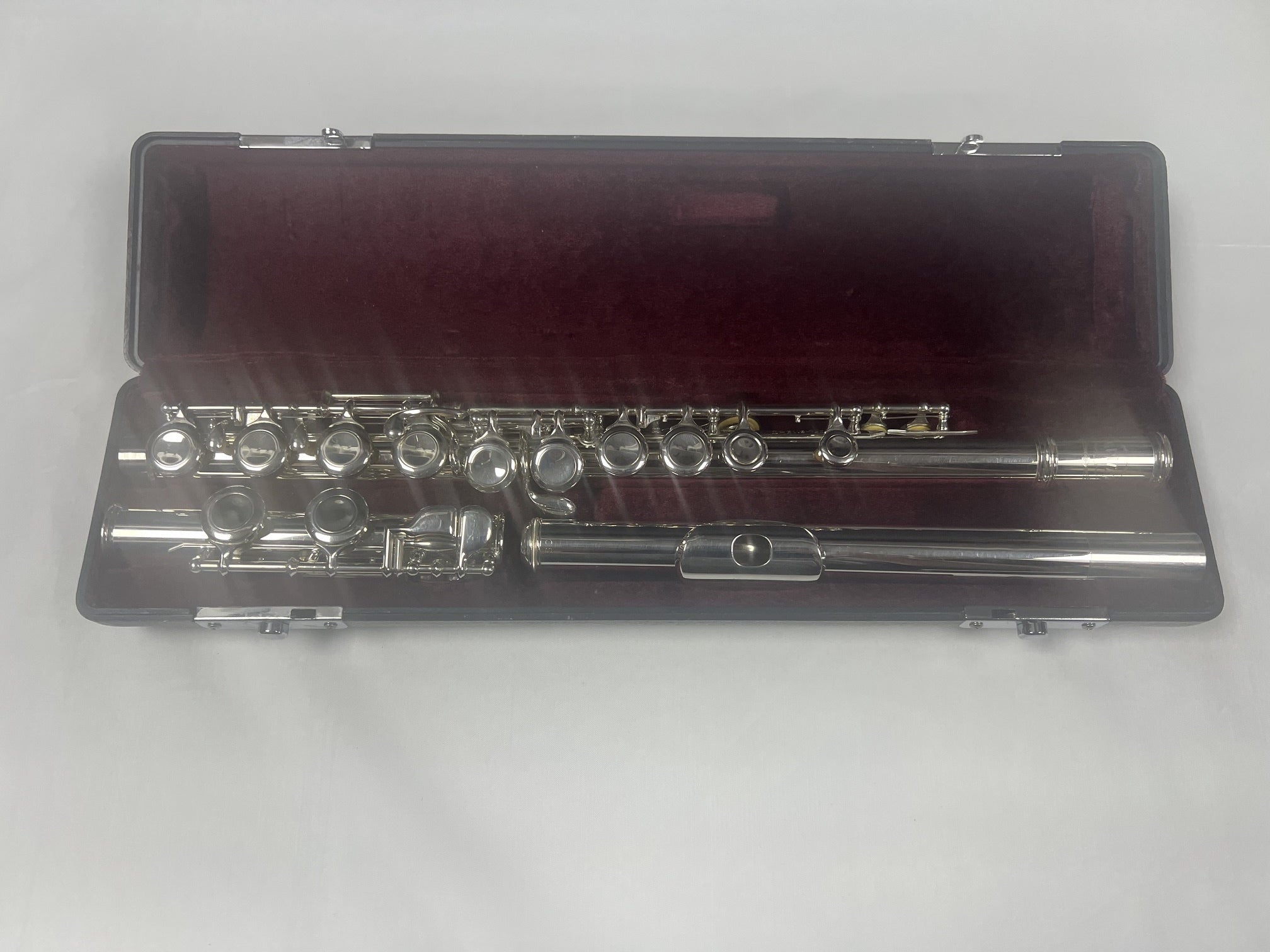 USED Jupiter JFL-511E flute outfit