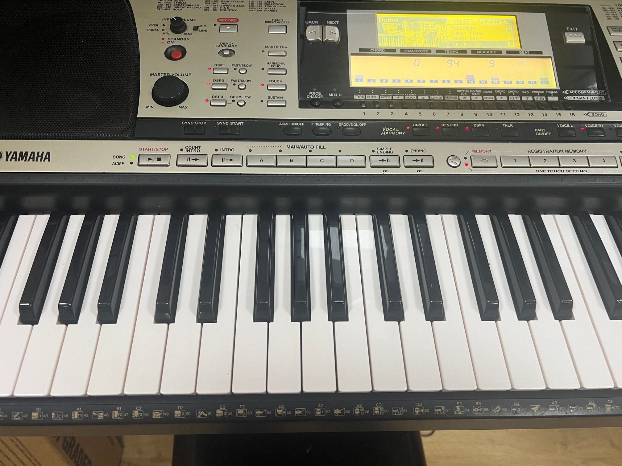 USED Yamaha PSR740 arranger keyboard