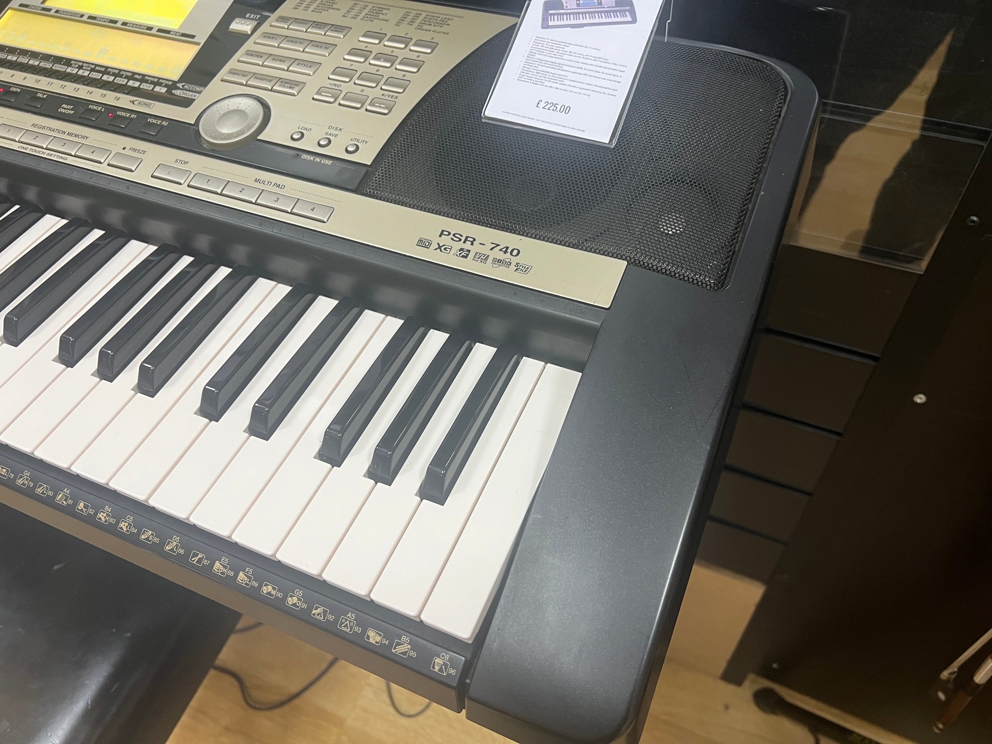 USED Yamaha PSR740 arranger keyboard
