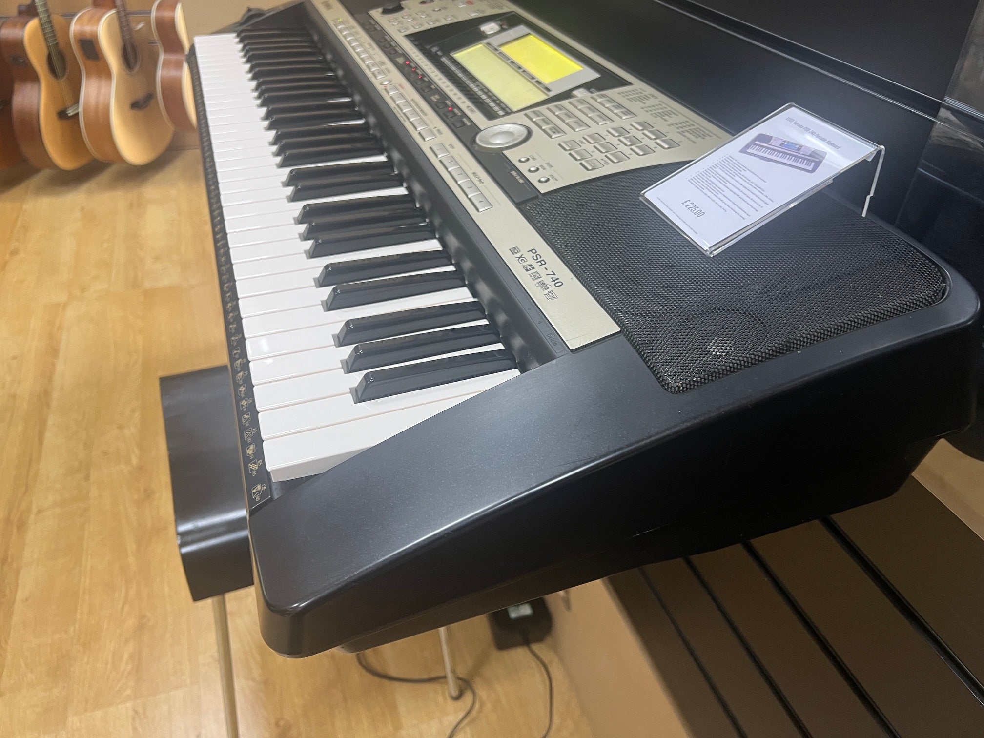 USED Yamaha PSR740 arranger keyboard