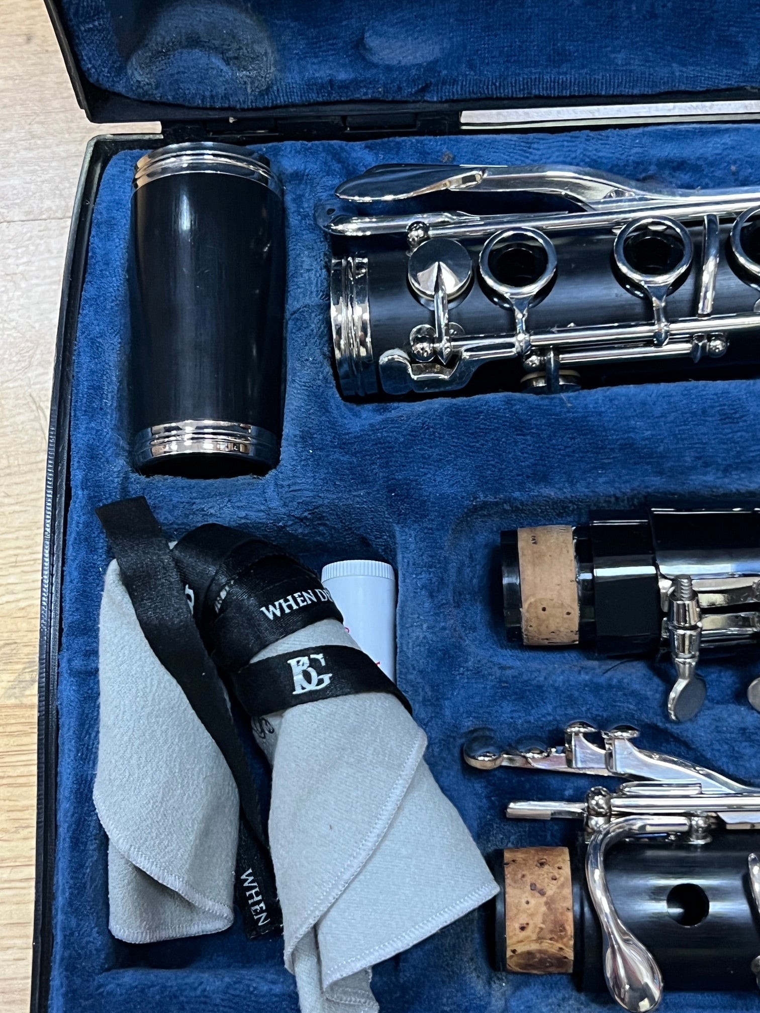 USED Buffet B12 clarinet outfit (0778)