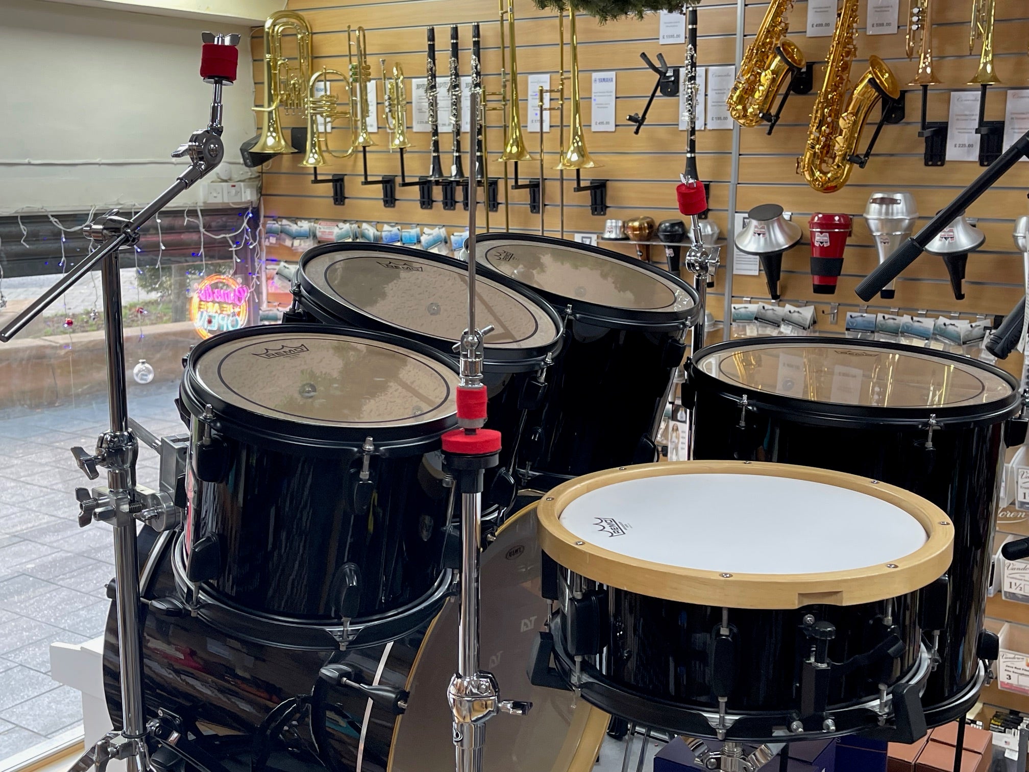Used / 2nd Hand Mapex V Series Black Lacquer Drum Kit