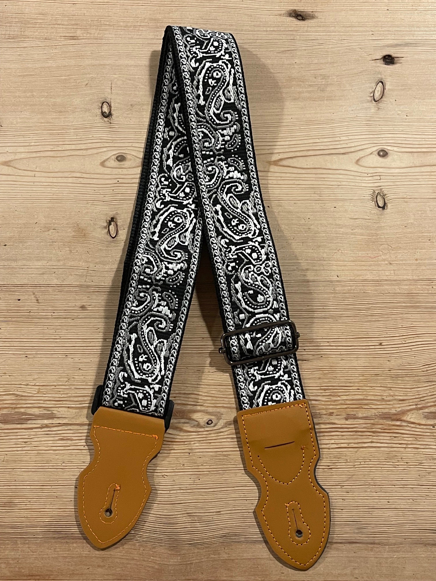 Earth Bond Vegan Black and White Jacquard Guitar Strap