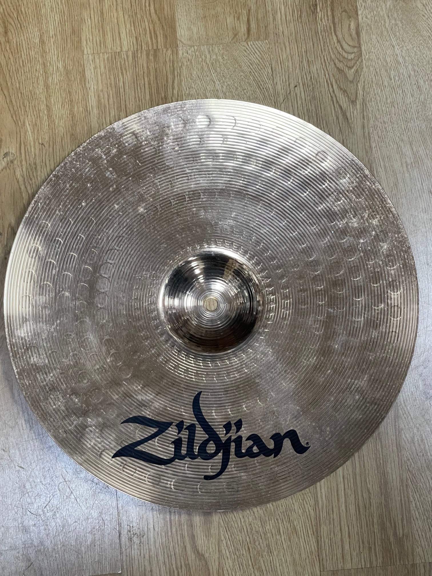 Used / 2nd Hand Zildjian ZXT 16" Medium Thin Crash Cymbal