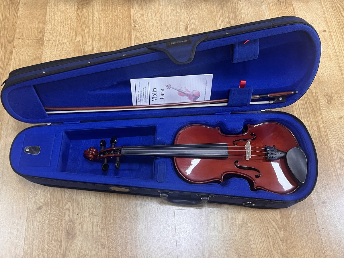 USED Stentor Student 1 4/4 violin outfit