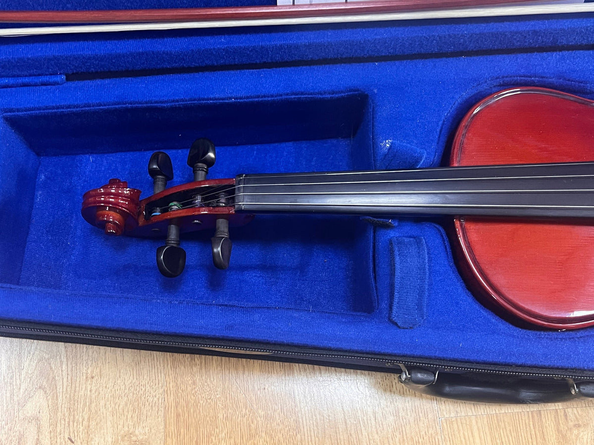 USED Stentor Student 1 4/4 violin outfit