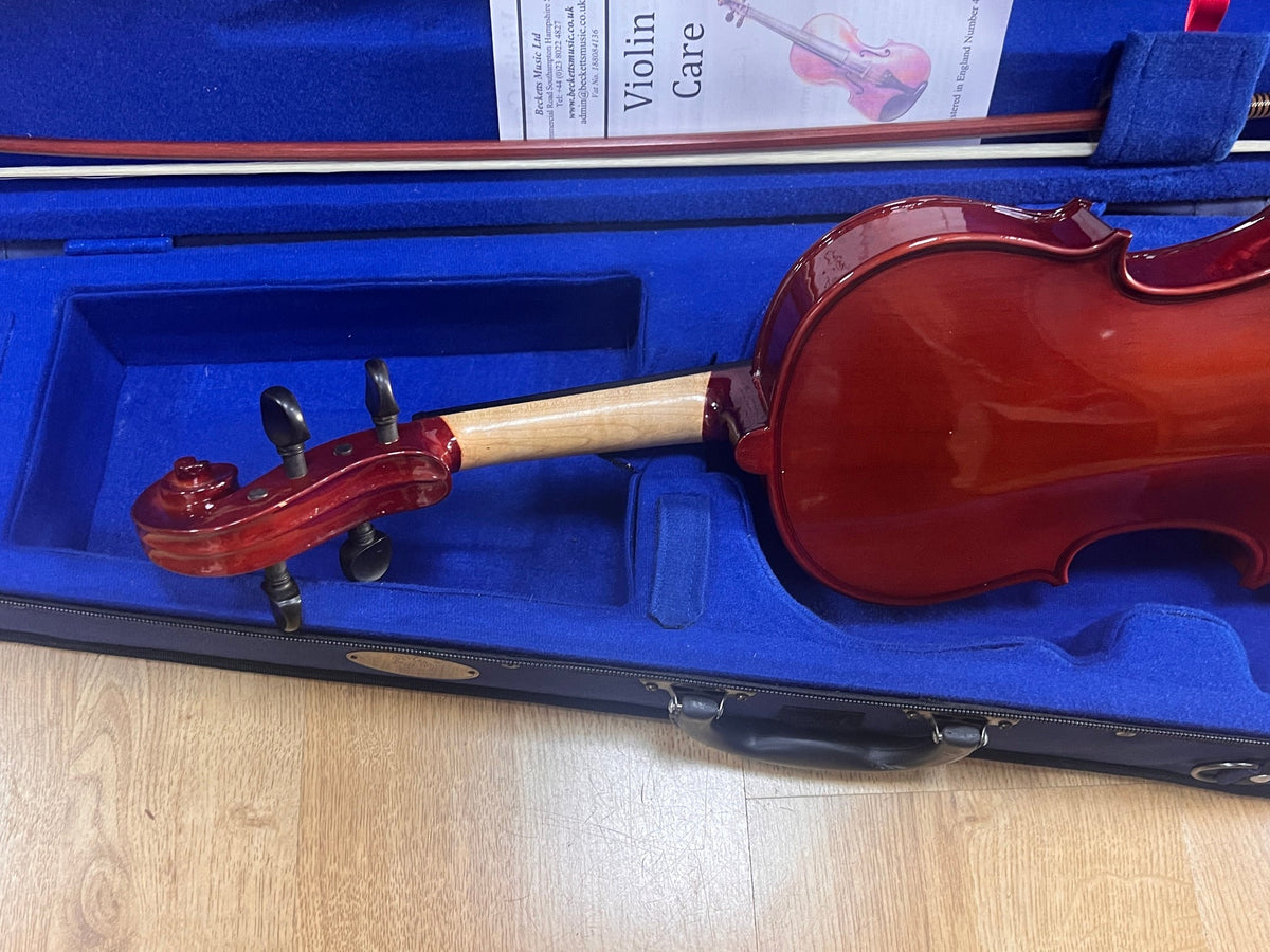 USED Stentor Student 1 4/4 violin outfit