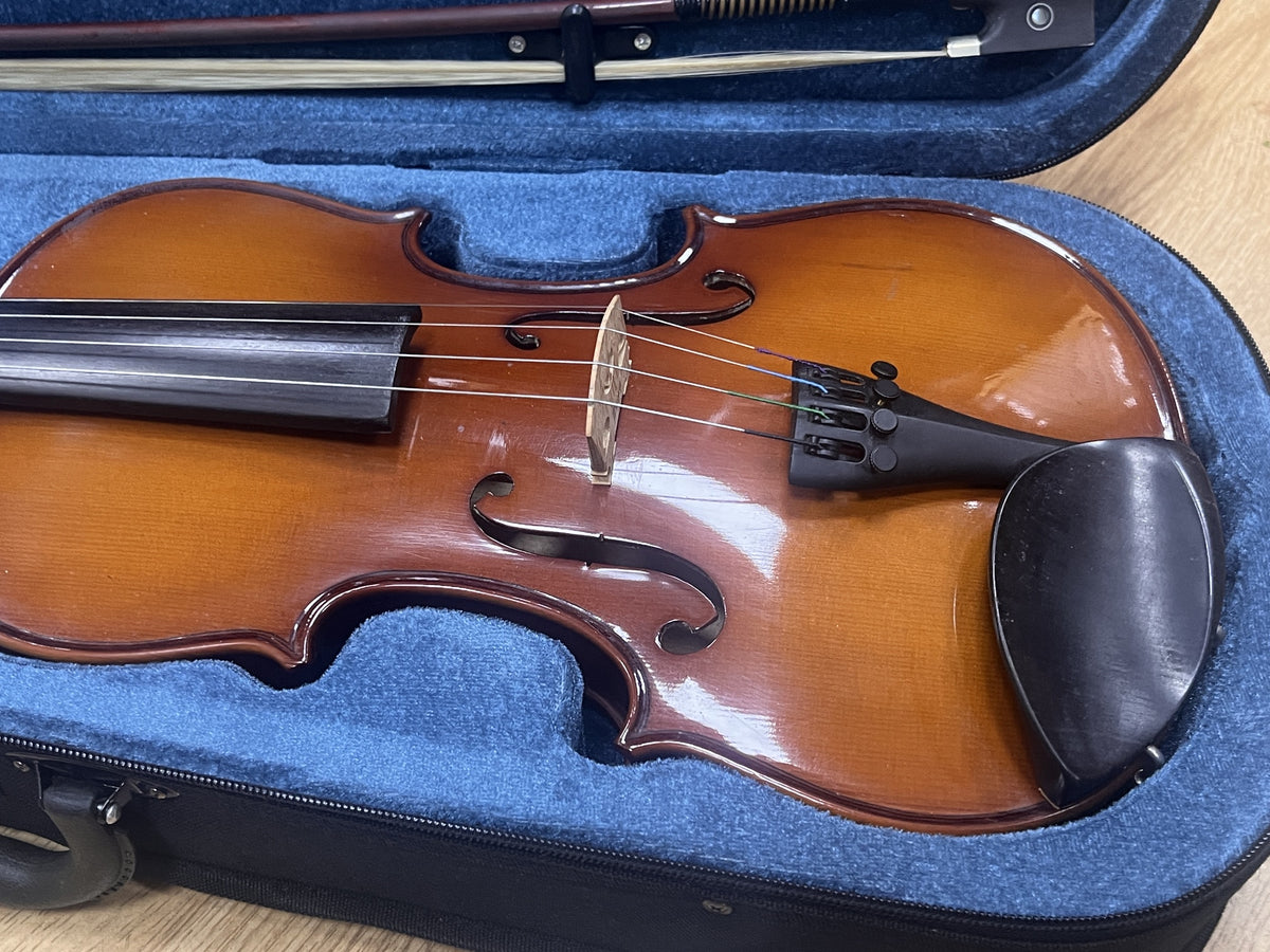 USED 4/4 student violin outfit