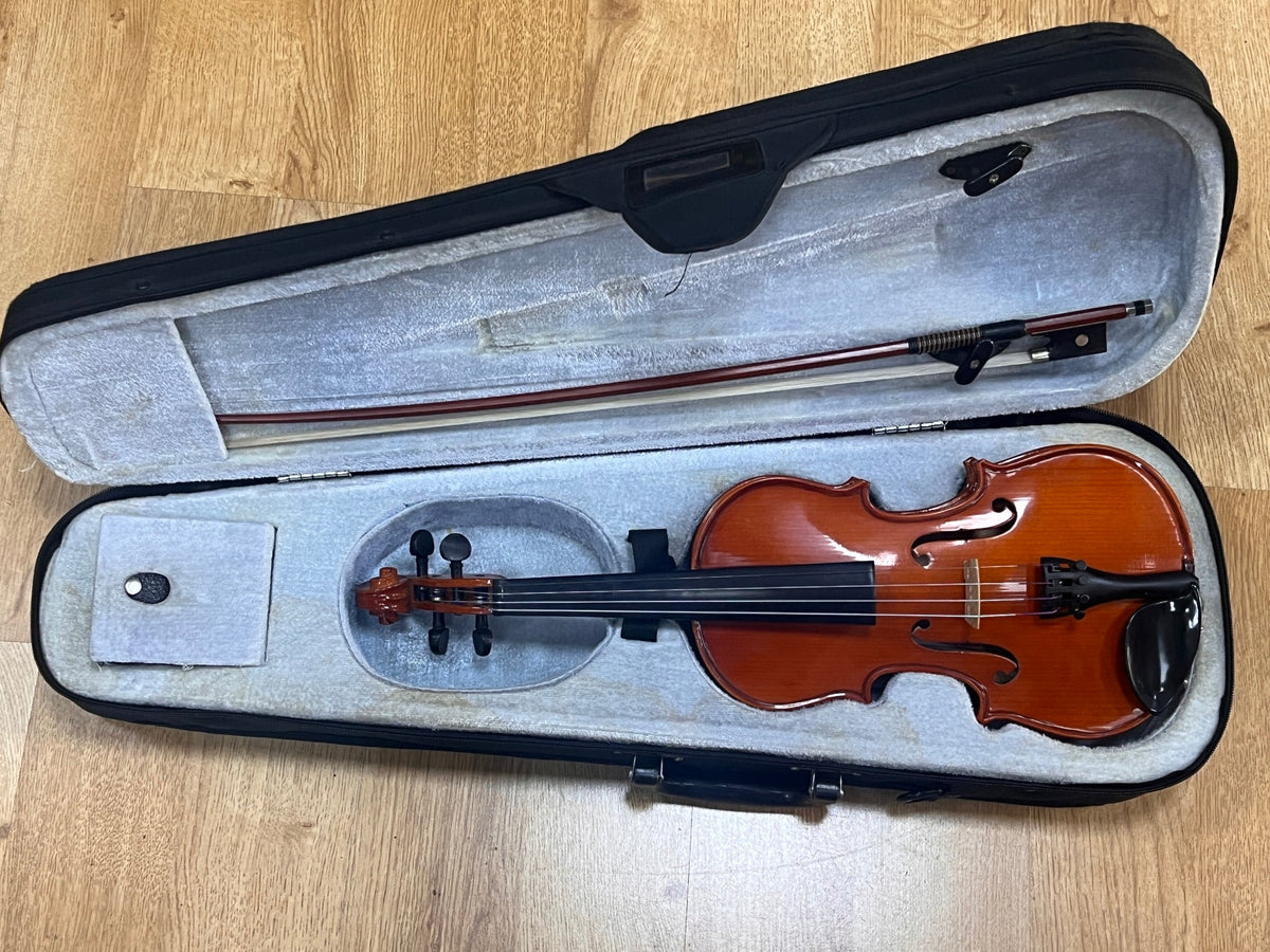 USED Primavera 1/4 size violin outfit