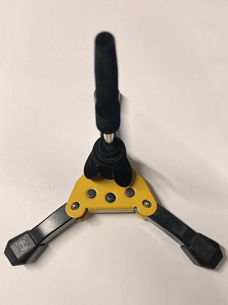 USED Hercules folding flute/clarinet stand