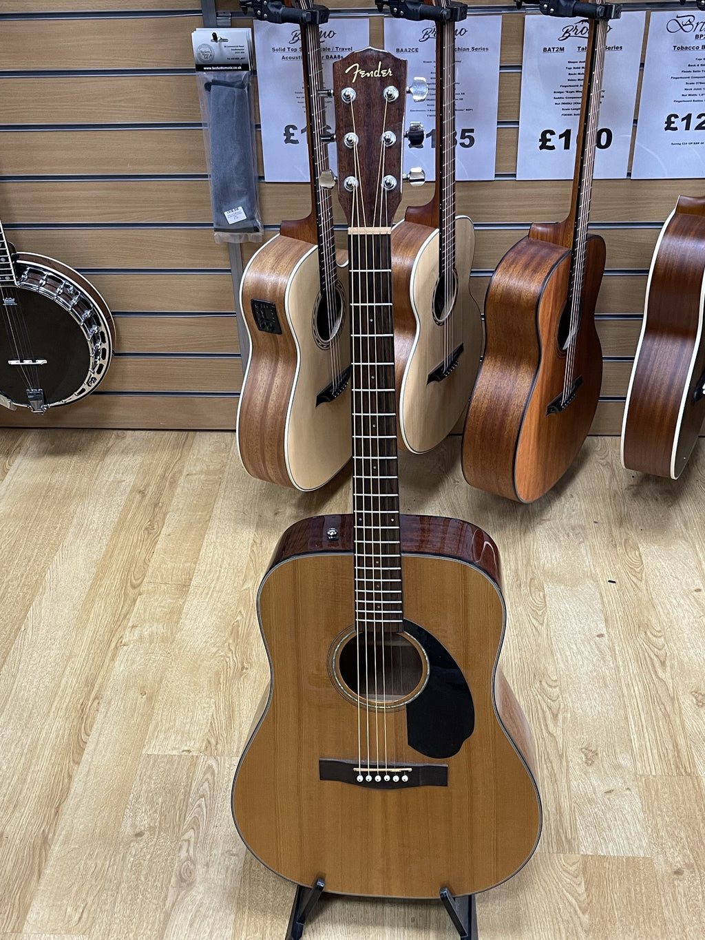 Used / 2nd Hand Fender CD60S-NAT Solid Top Dreadnought Acoustic Guitar