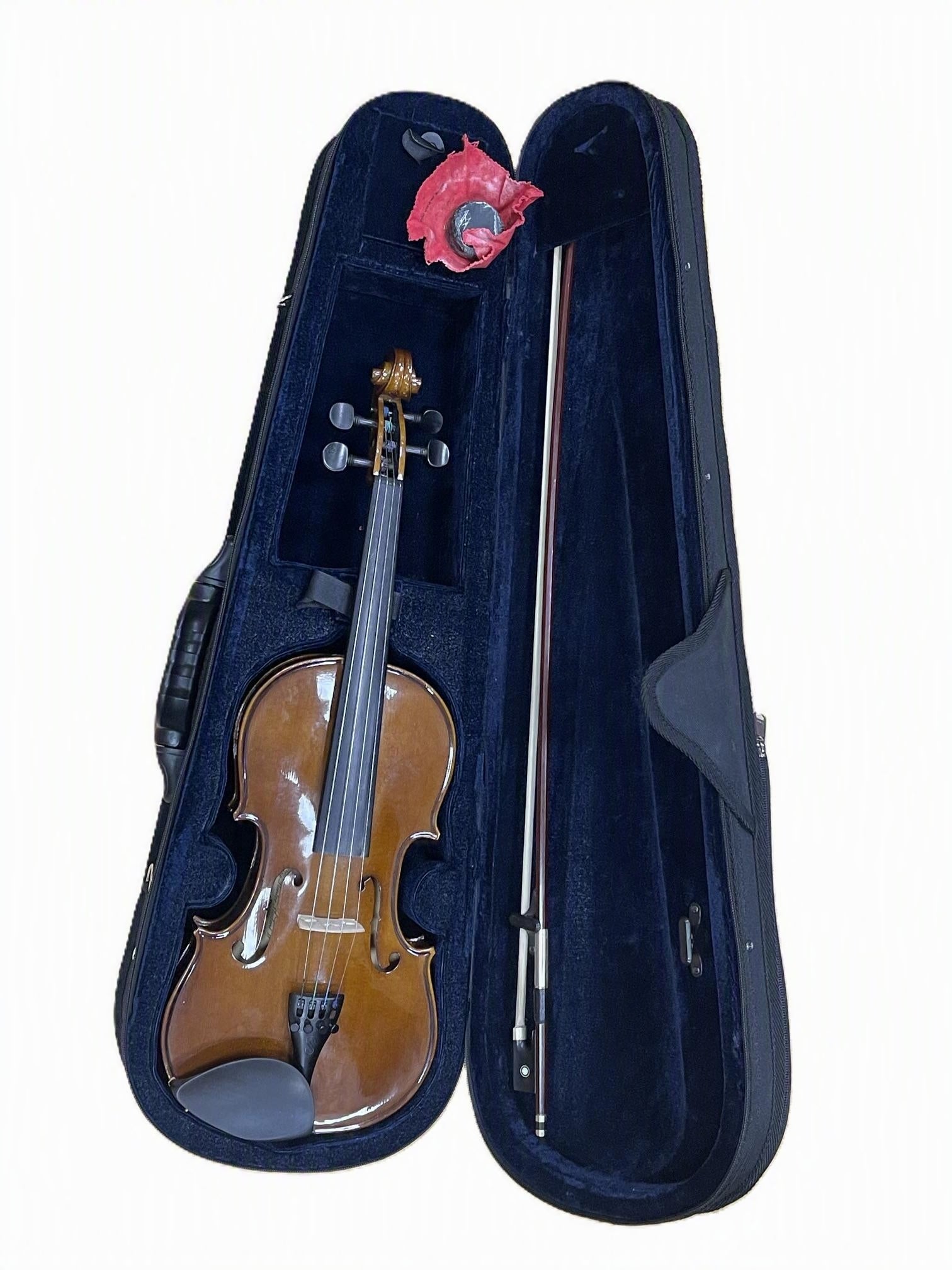 Used / 2nd Hand 4/4 Stentor Student II Violin Outfit