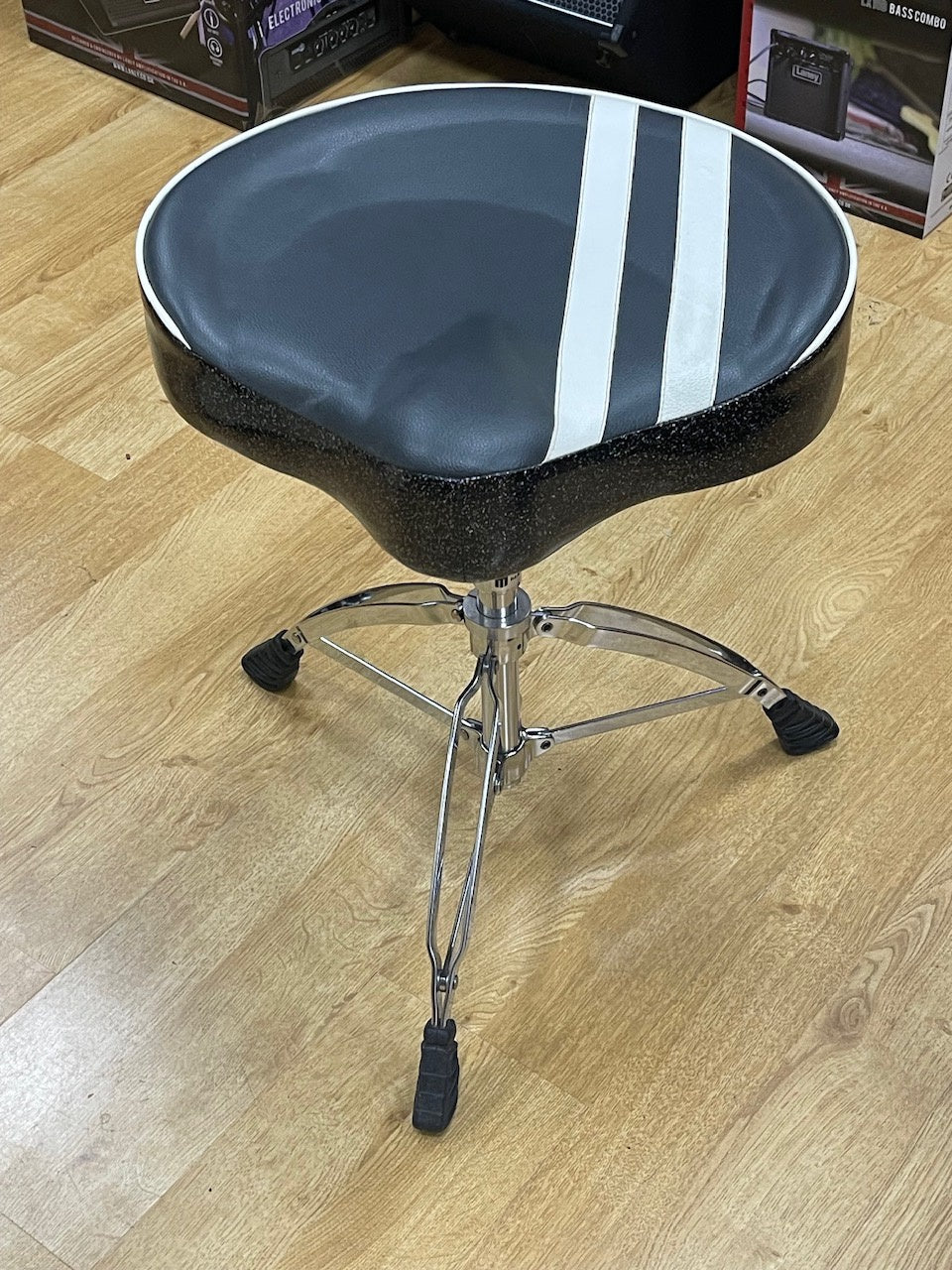 Used / 2nd Hand LTD Edition Mapex T756 Drum Throne