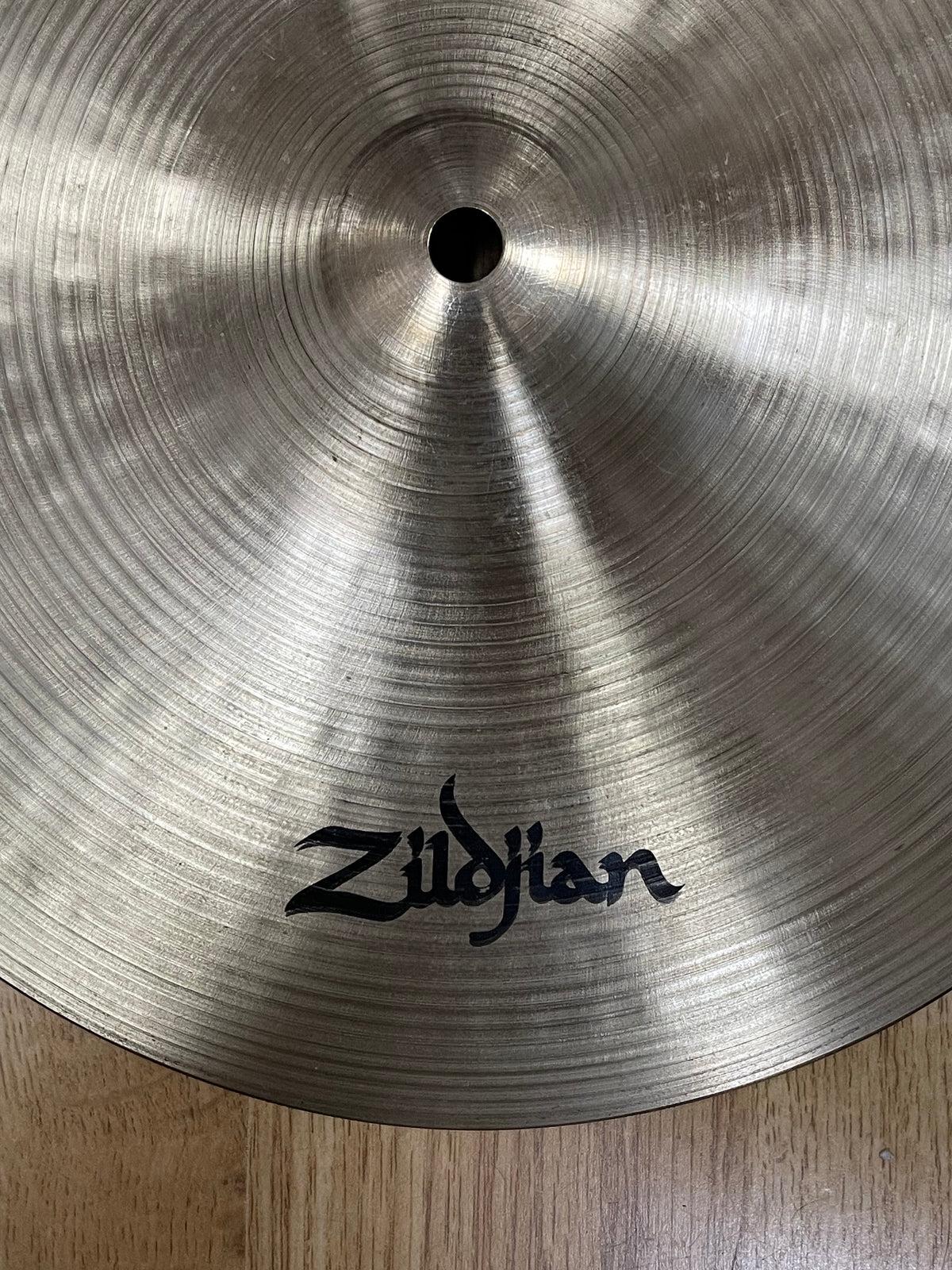 Used / 2nd Hand Zildjian Avedis 13" Hi hats