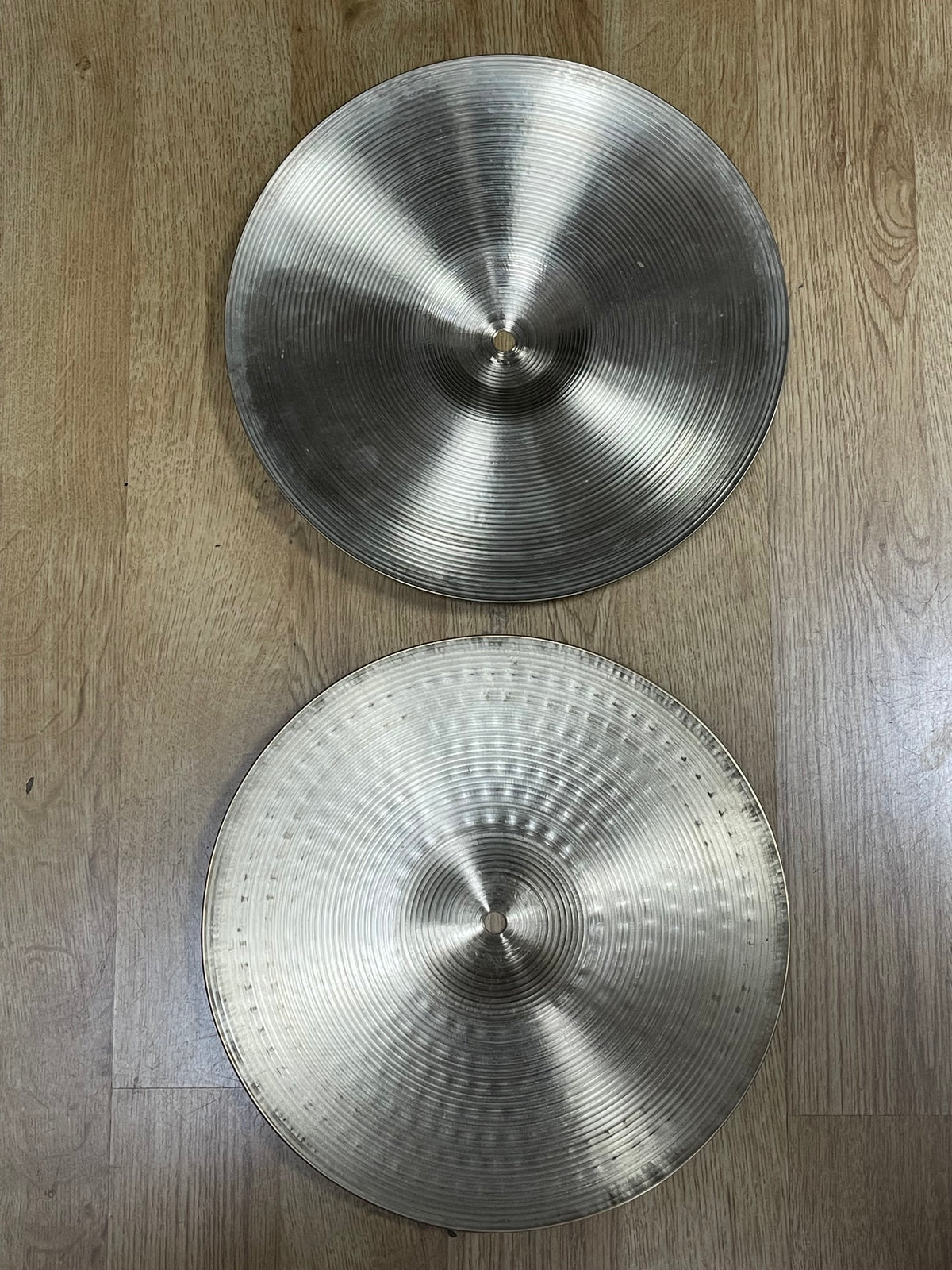 Used / 2nd Hand Zildjian Avedis 13" Hi hats