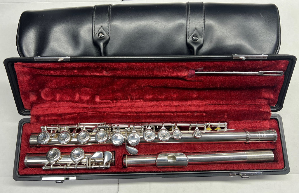 USED Yamaha YFL-211S silver plated flute outfit made in Japan