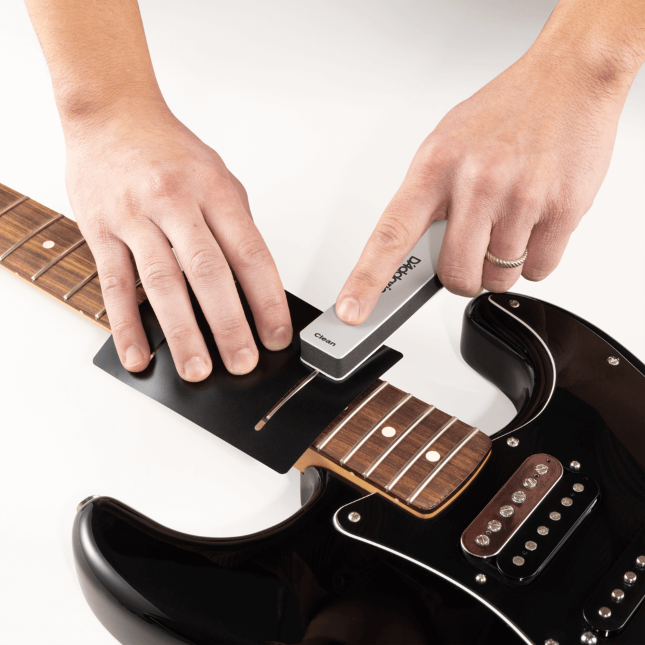 D'Addario PW-FCB-01 Fret Cleaner & Buffer Set