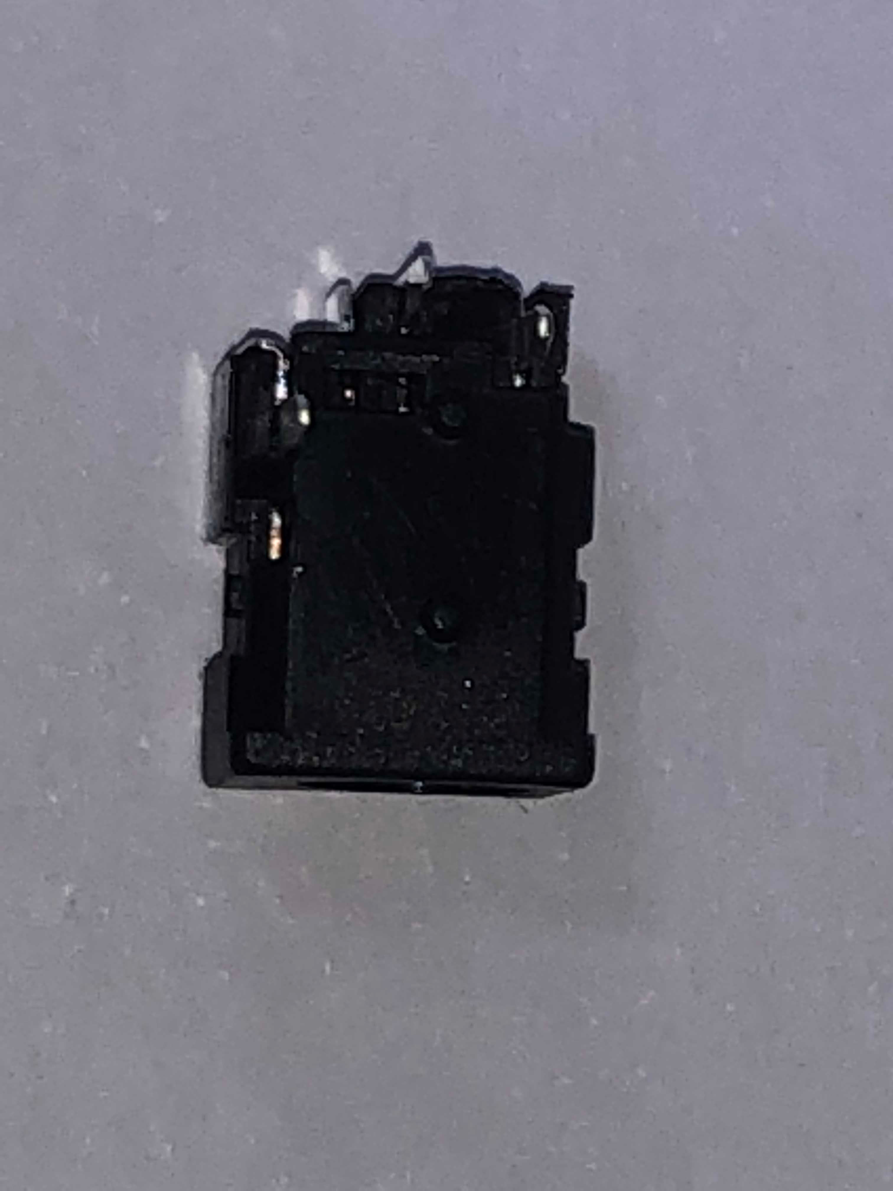 AD12 power socket - Generic  [3]