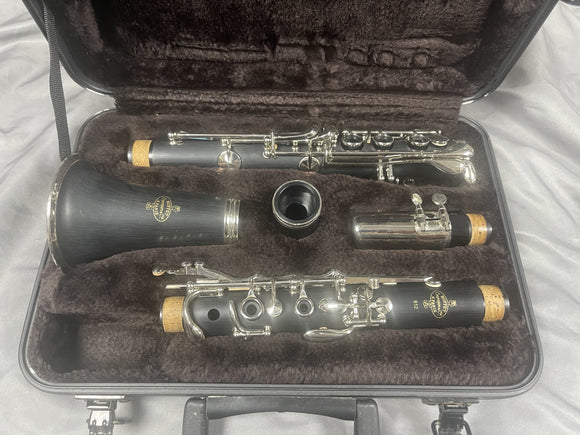 USED B12 clarinet outfit - repadded