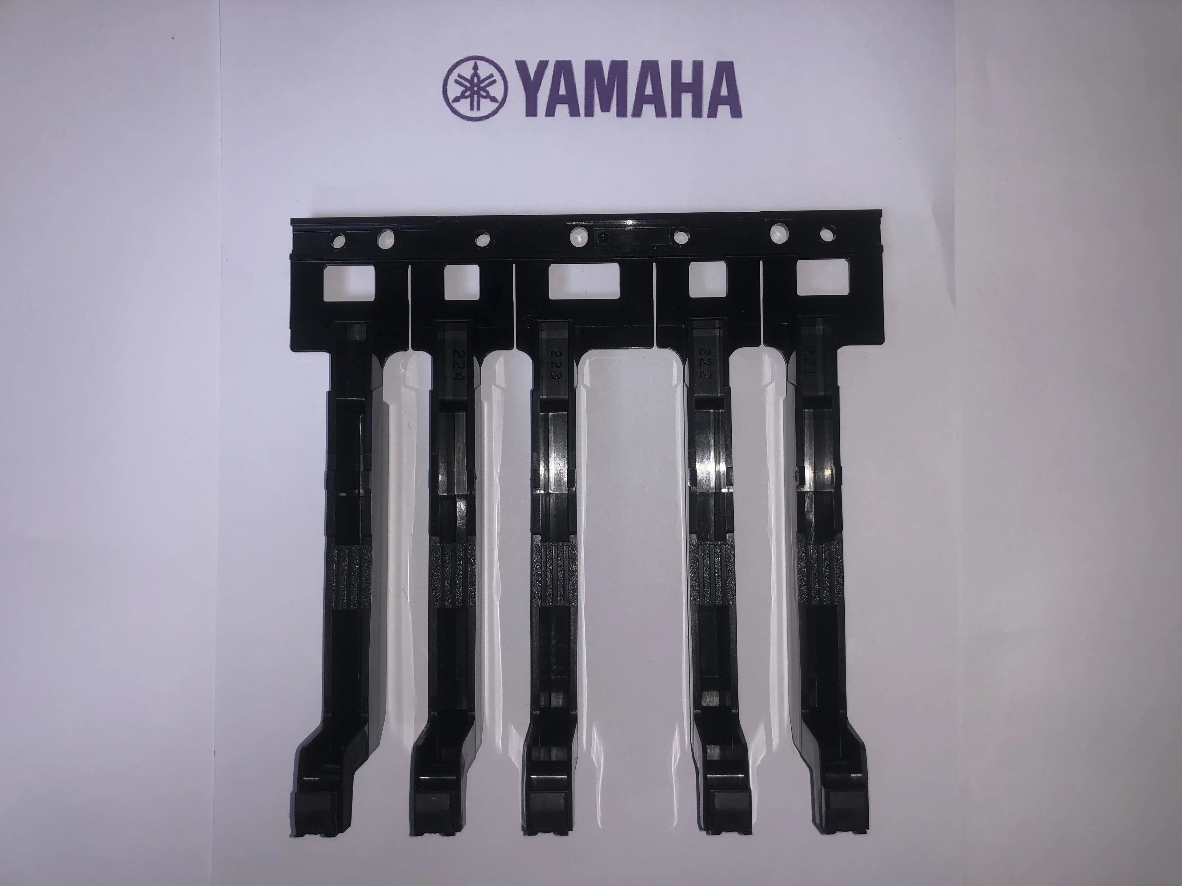 Yamaha ZY8177B0 Textured Black Key Set For P Series - 1 Octave