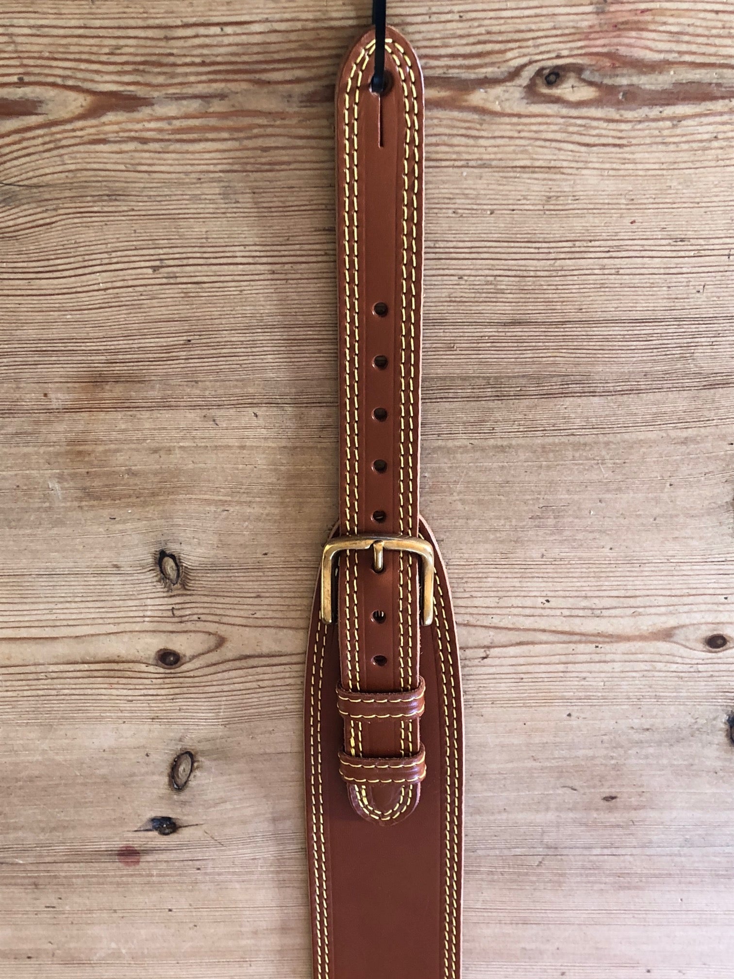 LG Deluxe F.A.B Tan Leather DM Guitar Strap