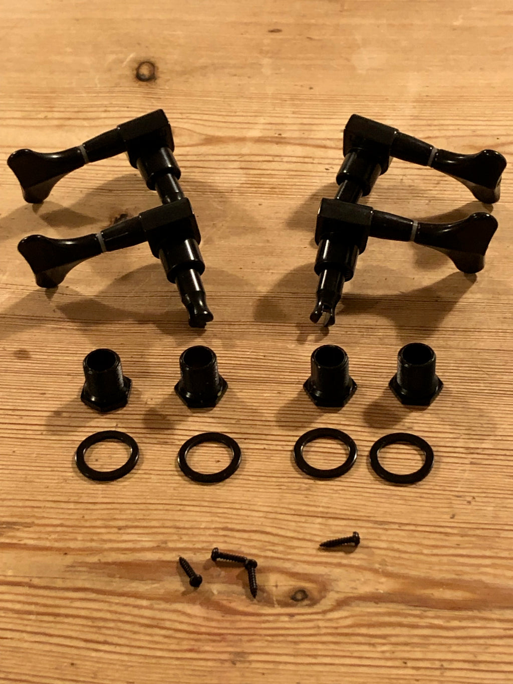 Black Die Cast Bass Guitar Machine Heads - 2 A Side