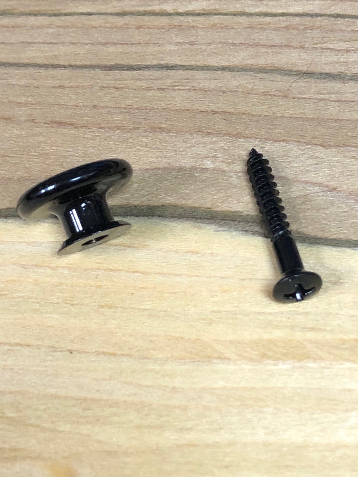 Gotoh (EP-B3-B) Large / Oversized Black End Pin + Screw