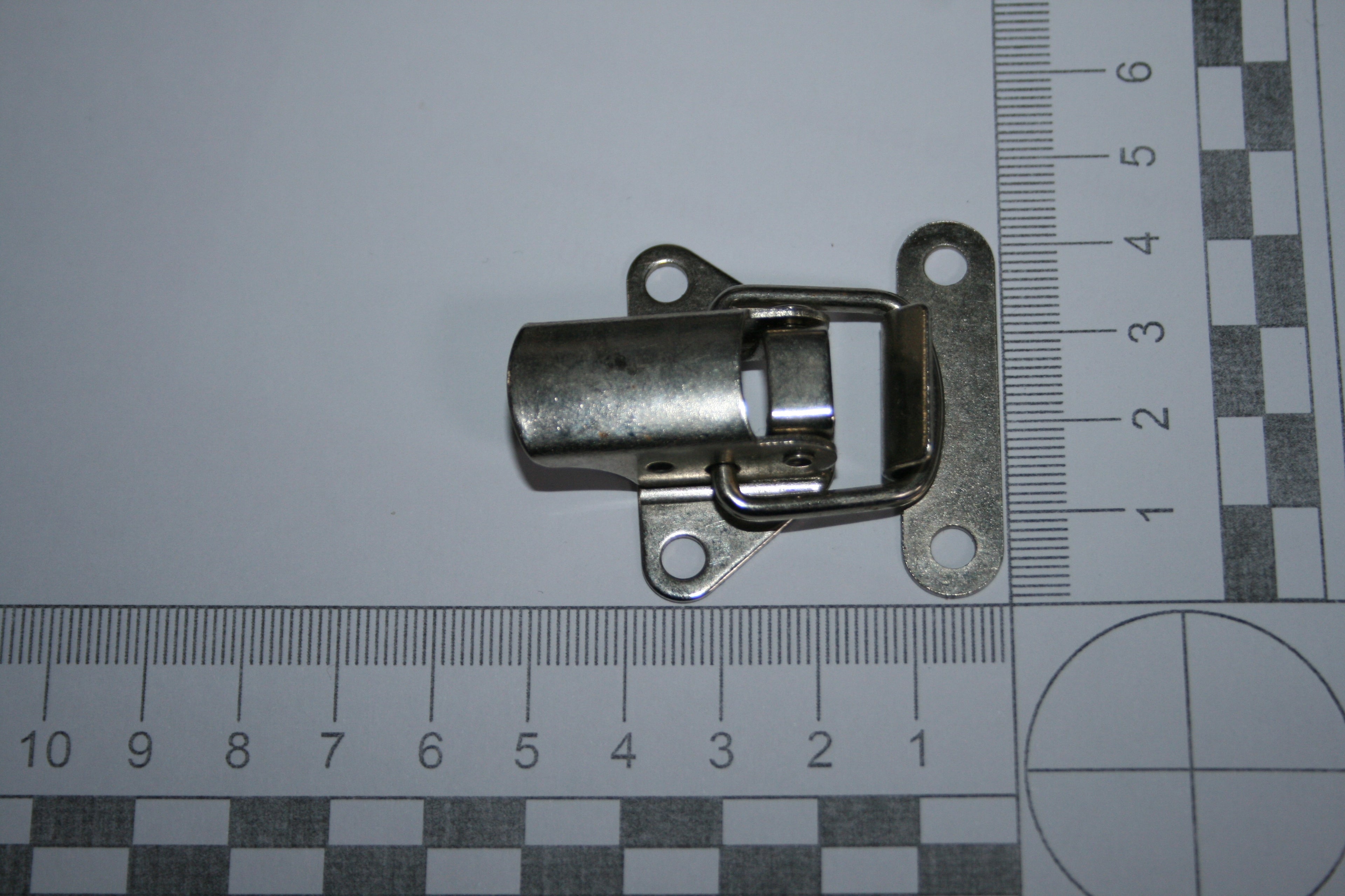 Small case up / over latch nickel (OLD STOCK)