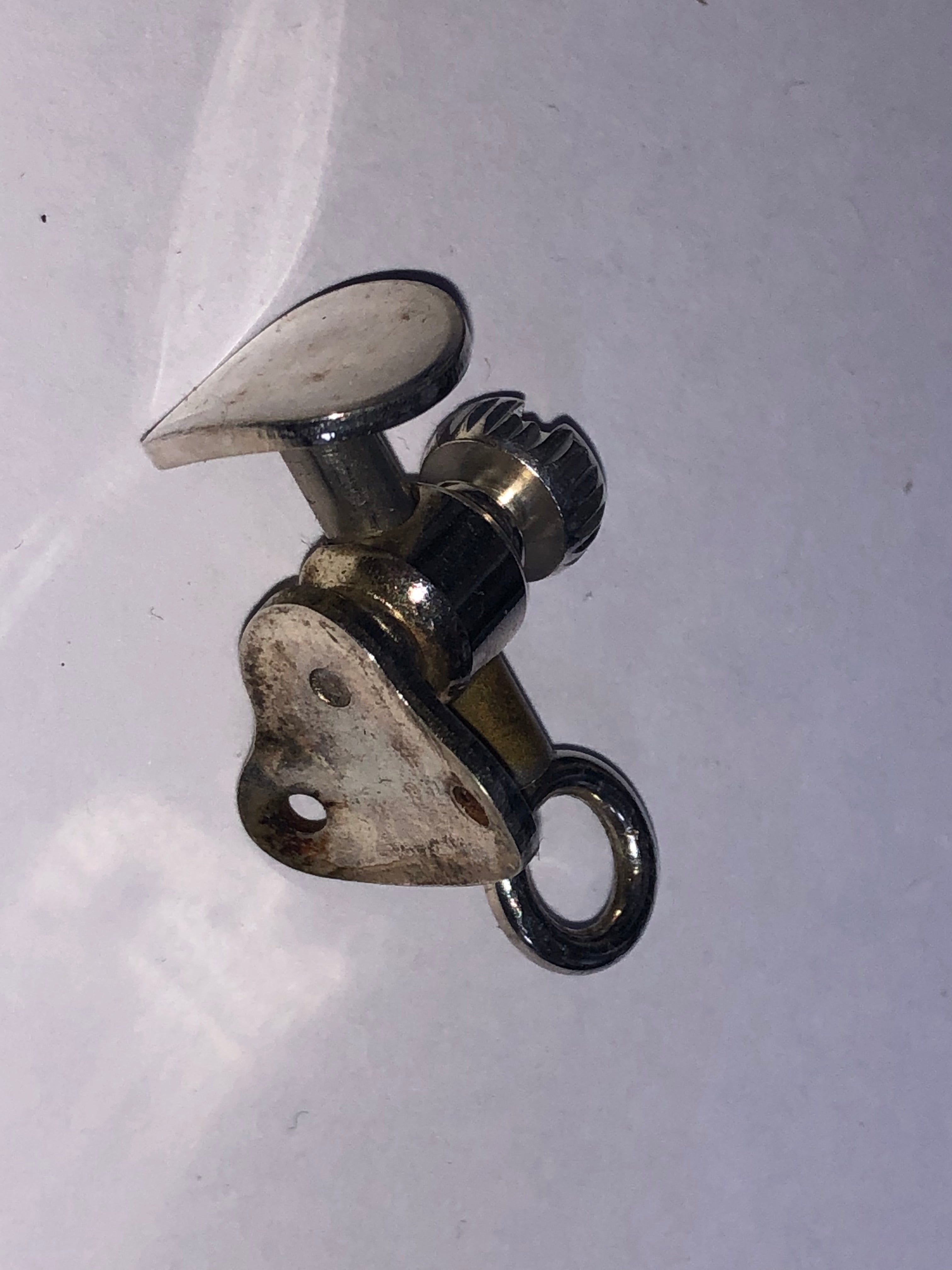 Jupiter (JE65-W505) Clarinet Thumb Rest Assembly