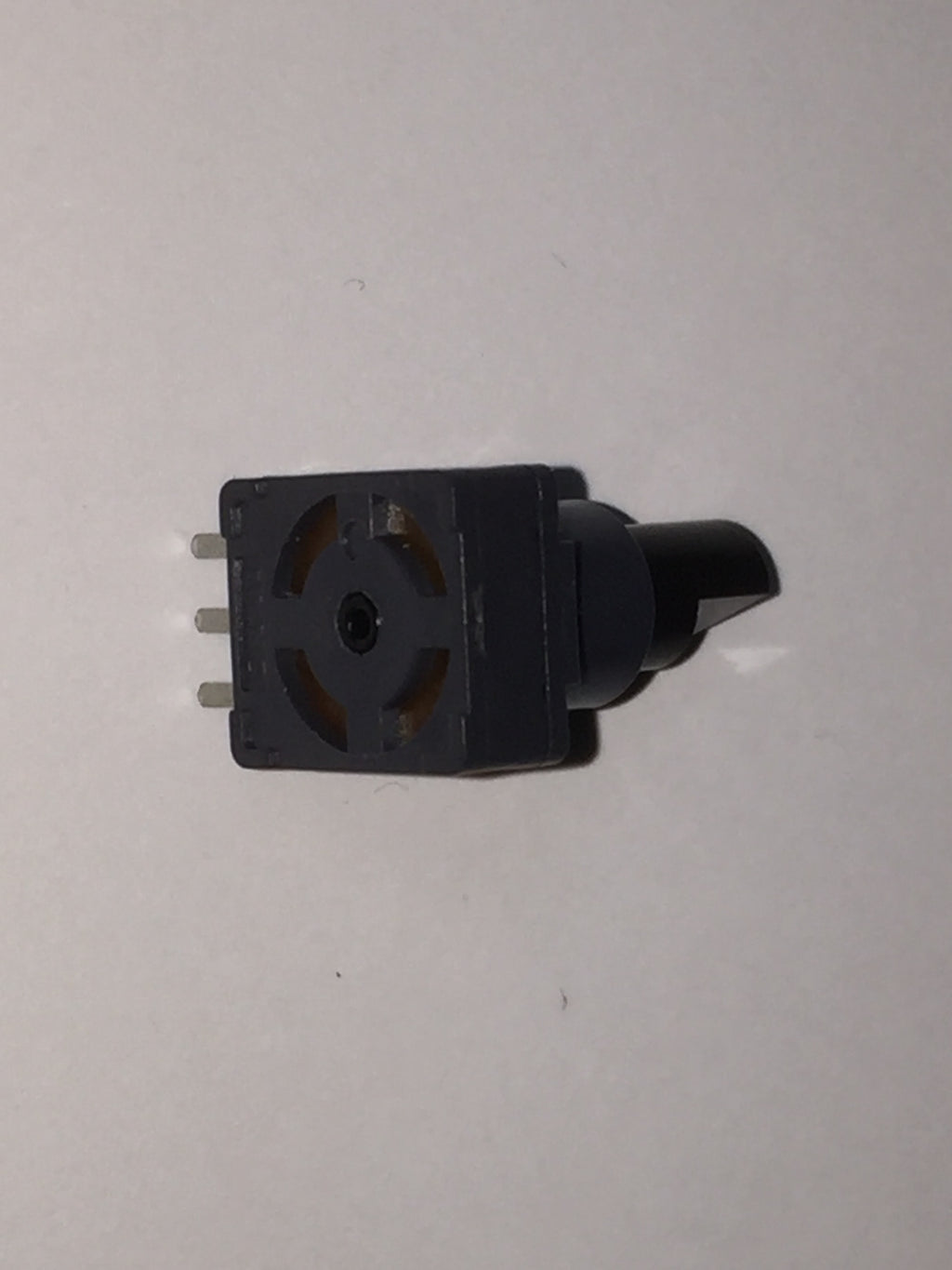 WN154401 variable resistor / potentiometer for R01 Clavinova pedal unit  [27]